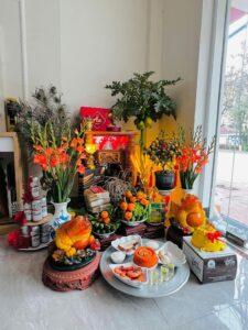 cây đặt bàn thờ thần tài