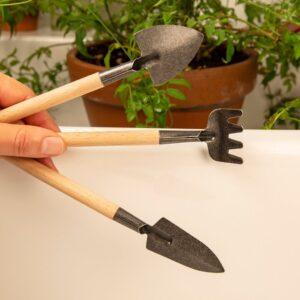 Dụng cụ trộn đất nhỏ